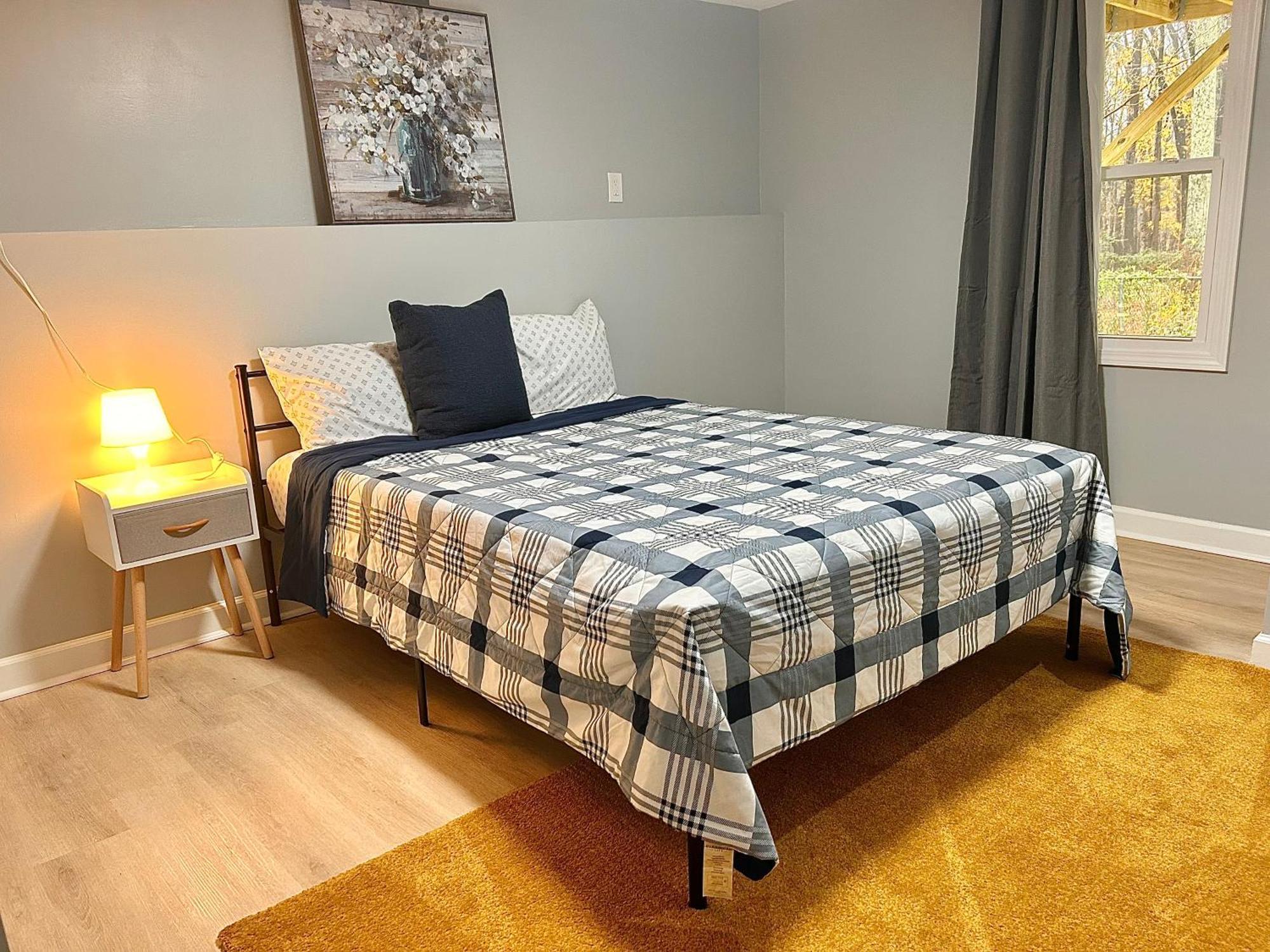 Comfy Lower Lvl With Jetted Tub Near Uptown And Unc Ferienhaus Charlotte