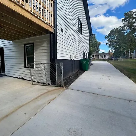 Comfy Lower Lvl Apt With Jetted Tub Near Uptown And Unc Charlotte Exterior foto