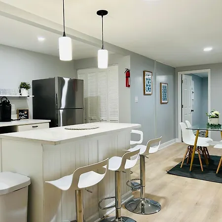 Comfy Lower Lvl Apt With Jetted Tub Near Uptown And Unc Charlotte Exterior foto